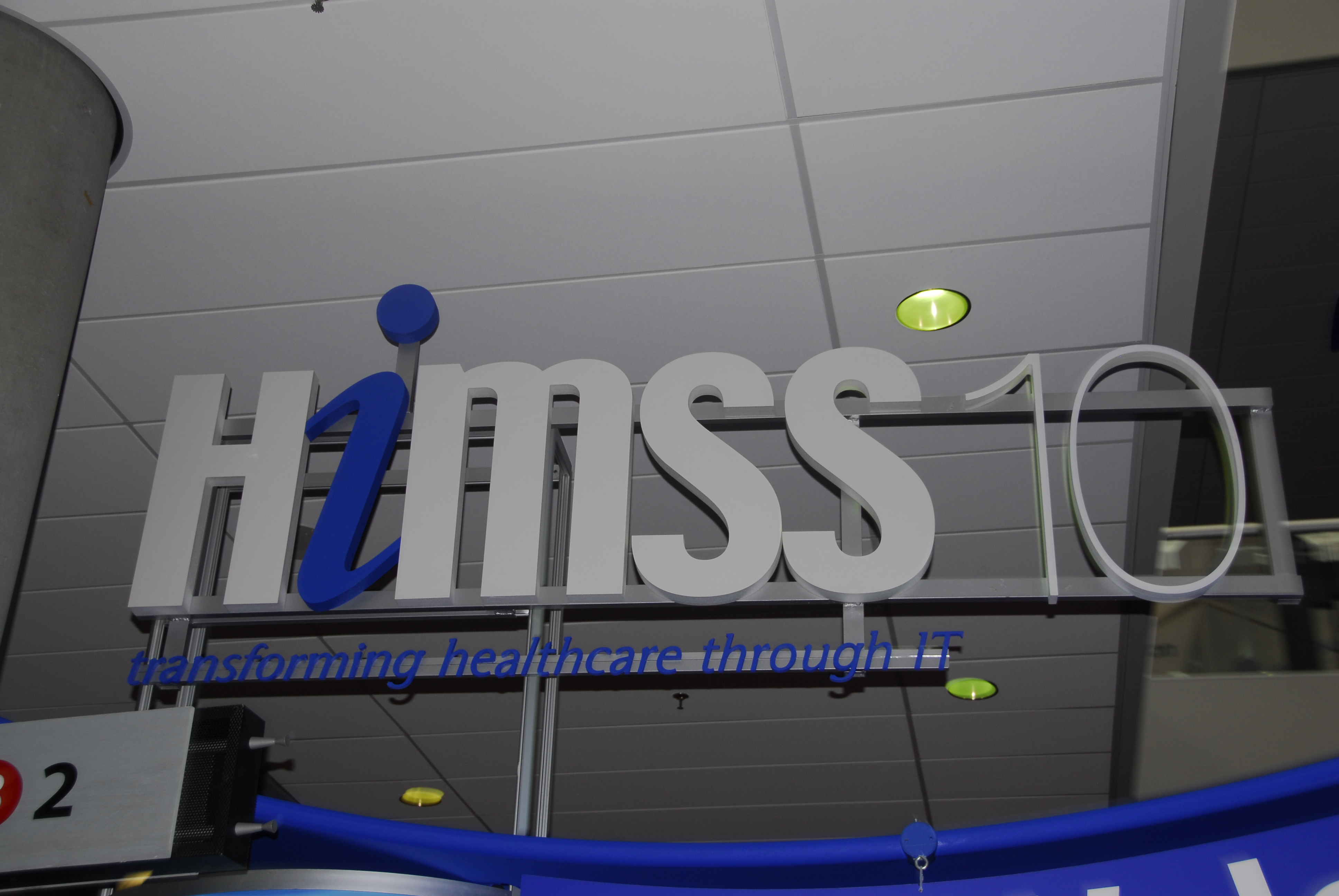 Photo of HIMSS10 logo at conference